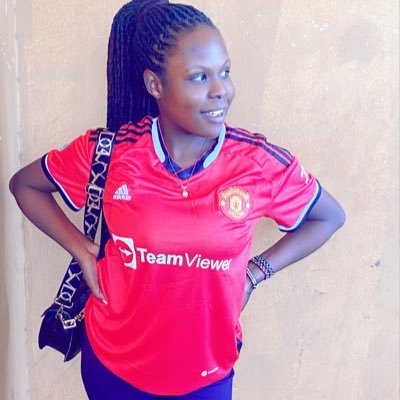 certified journalist 👩‍🎓 through these gates @MakerereU ||shutterbug📸,/visual voyager//proud Libra♎️ /digital comm specialist /wordsmith/don’t DM😉Ma @ManUtd