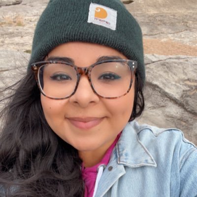 sweetheartshey's profile picture. I’m here for the jokes & the news ☀️