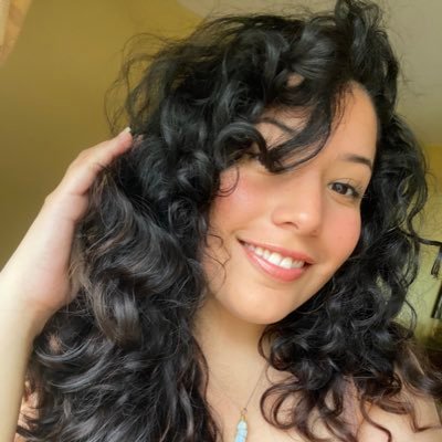 heyy_yamii's profile picture. 