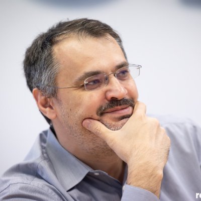 Former journalist, think-tanker, Minister of European Funds, Member of Parliament/MEP, Coordinator of the Public Policy Department of USR. Opinions are my own