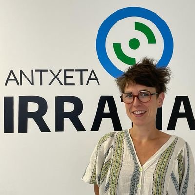 Antxeta Irratia // Euskal Irratiak
Uhinen bidez Herria saretzen