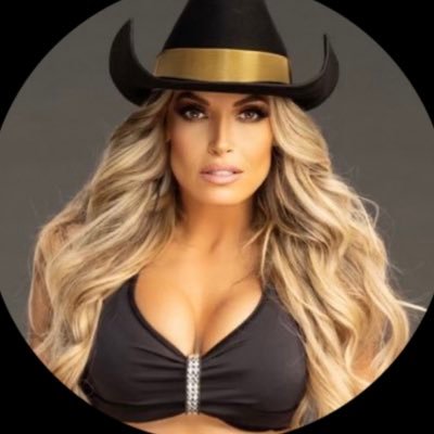 The official Twitter Fan Base Page for Trish Stratus https://t.co/J55pgBbBF9 Merch:https://t.co/NiBIz7gDSf