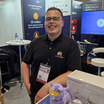 #opensource community manager @ CrowdSec! 
Building a #crowdsourced cyber threat intelligence community 🦙
💡Join the pack and make the internet a safer place