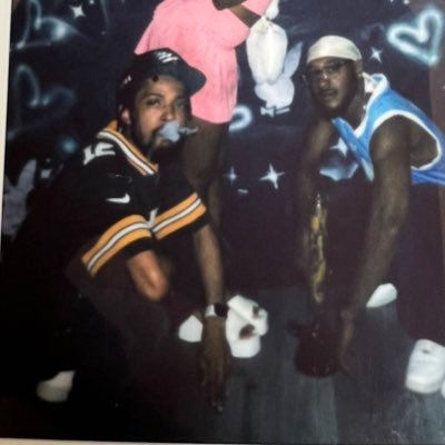 SwagRLoso's profile picture. ☝🏾🩸🏀-🍀🏈-🧀