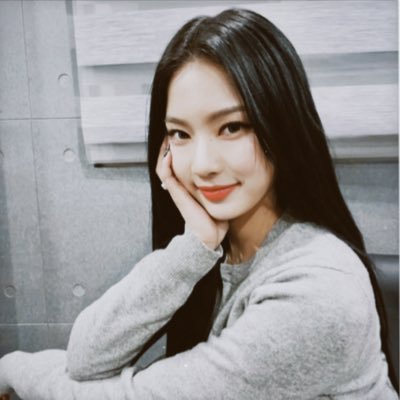 xixiimmxx's profile picture. bituin sa isang batang kultura 💫