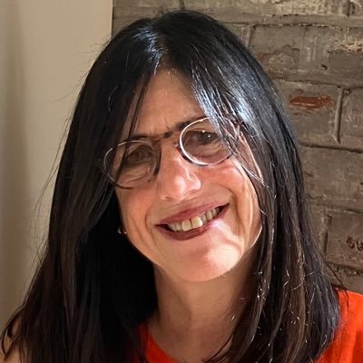 JulieGrossman1's profile picture. Professor of English and Communications