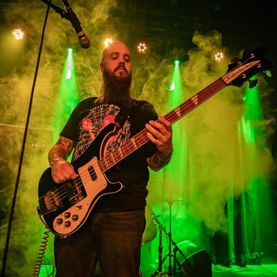 Bass player and vocalist for Sludge/Doom band Weaving Shadows. Gear and craft beer enthusiast, pro wrestling fan.
