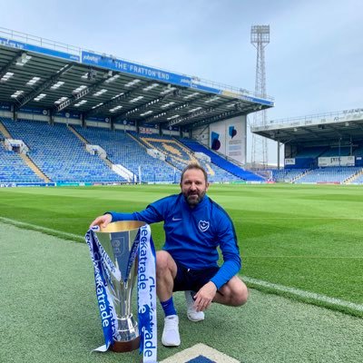 Broadcast Journalist 🎬 Football reporter⚽️ Football Recruitment @officialpompey