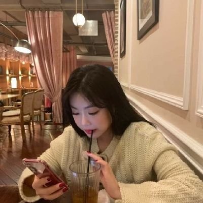 soojinask's profile picture. 