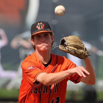 Taunton High School | NE Scorpions 17u | Class of 2025 | 3.97 GPA | INF-RHP | 774-208-3698 | c.lindskog1016@icloud.com |