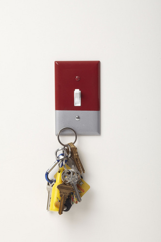 TheNeoCover's profile picture. A handy invention from a Philadelphia college student @jakefrey that effectively creates a way to make use of light switch covers!