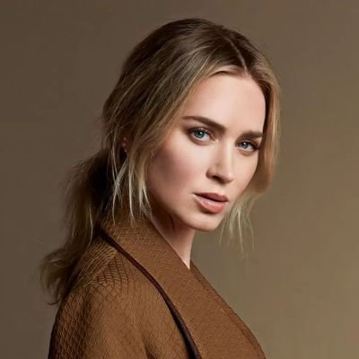 This is a fan page of Emily Blunt 🔖