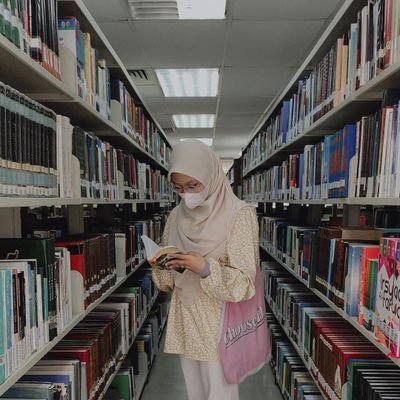 part time seasonal reader, full time academic writer 📚 | word formatting service harga marhaen is here 🫂 | click link for more 🙆🏻‍♀️