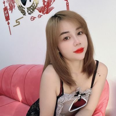 I'm from Thailand. I'm living in Abu Dhabi city. come Whatsapp chatting with me.