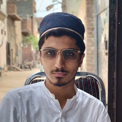 muawaz_aawara's profile picture. 🌹میری خوش قسمتی میں تیرا امتی🌹