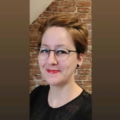 Dr. theol. & Seelsorgerin | Theologische Beratung | Glaubenskommunikation | Trauerbegleitung |
Buch: Umstrittenes Abendland
@AlexandraLason@mastodon.social