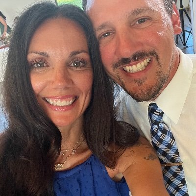 KimRiz27's profile picture. 