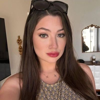 EmmaAudrey0's profile picture. Just being my self 
That's a 💯