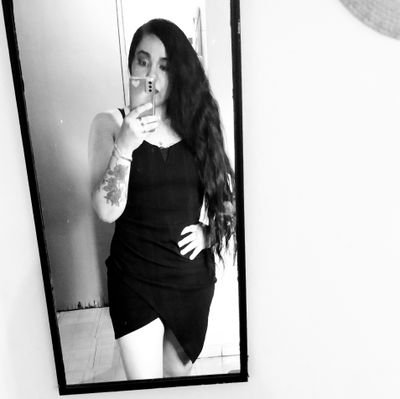 Cada vez soy más consciente que la vida sin darnos cuenta se consume en un suspiro. Voy a quererme para quererle mucho más