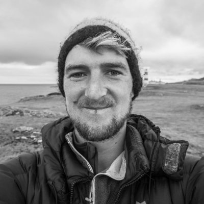 Passionate Welsh naturalist & photographer fighting for a wilder World 🌍 Islands, seabirds, moths & mountains | Ambassador for @rwtwales | #StubbornOptimist