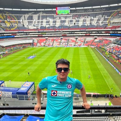 si Cruz Azul jugara en el cielo, moriría por ir a verlo