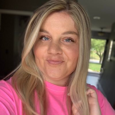 kaitlin_pow's profile picture. TX teacher 💟