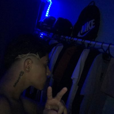 ofc_gring0's profile picture. 𝔉𝔦𝔮𝔲𝔢 𝔯𝔦𝔠𝔬 𝔬𝔲 𝔪𝔬𝔯𝔯𝖆 𝖙𝖊𝖓𝖙𝖆𝖓𝖉𝖔💸