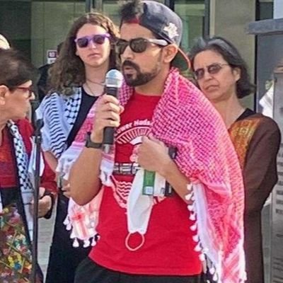 He/him || Some clusterfuck of SSBM, music, socialism, and a hatred of suburbia ✊|| 🌃🇩🇴🇪🇨 || DSA member 🌹 || Communism will win ☭🔻|| Abolish police 🐷