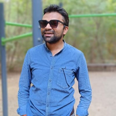 Deepakpol2's profile picture. It's deep