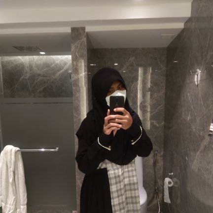 rizkynurmnda's profile picture. Just cd.