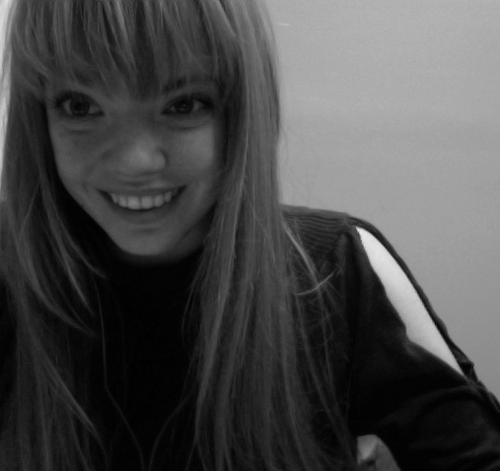 FoxxyFlan's profile picture. always on, slightly off.