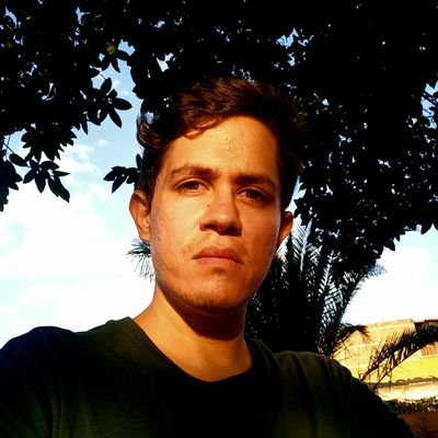 Artista malformado y maldifetenciado. cinefilo y a veces otaku.
Residente de anatomia Patológica.