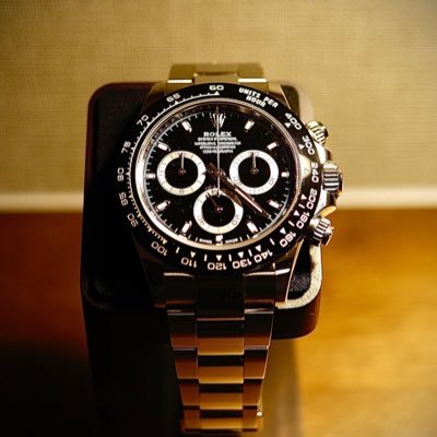 ひっそりと腕時計アカ始めました！勝手に憧れの時計を持ってる人をフォローすると思いますがよろしくお願いします。ロイヤルオーク欲しい…