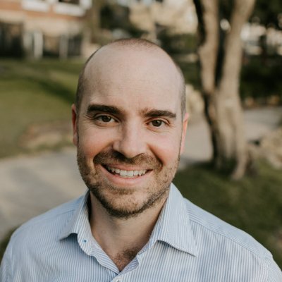 Negotiation. AI. Strategy. Curious about what drives tomorrow’s people, deals and business