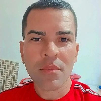 QuinhoPeter's profile picture. Alguém que só quer se feliz!!