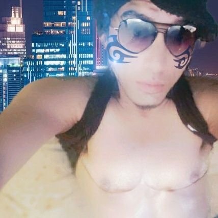 FModel9's profile picture. XXX