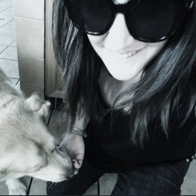 ivanovapetrova7's profile picture. (En realidade dende 2009 ata que me roubaron a outra conta) Mestra 📚Leo moito e cóntoo en…