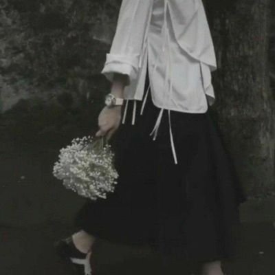 SusantiNengsi's profile picture. -