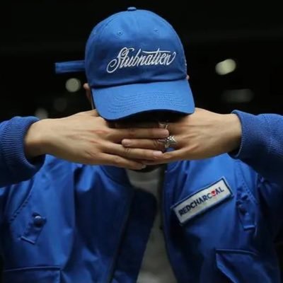 Chinatop_big1's profile picture. 第一次玩推 19/6🍆 2小时起 喜欢超耐帅哥无毛 🍑 已经结婚 圈里朋友都删 只保留几个优质固友