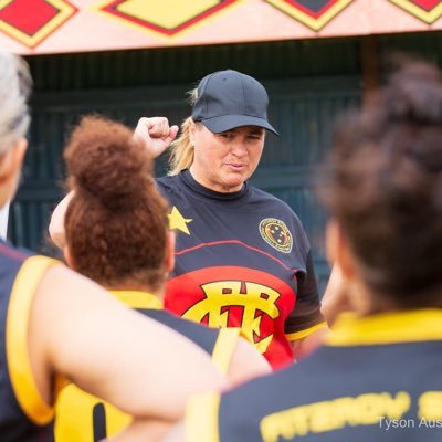 30 years of Coaching Soccer, Gaelic and Aussie Rules. VFLW, NAB League, NFNL,and Sweet Kicks Football. Together we can share, inspire, and develop others