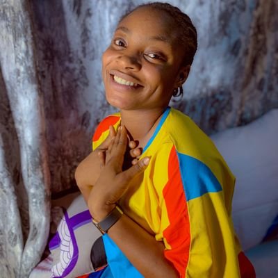 IyiolaEsther's profile picture. 