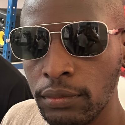 laurenzo_fab's profile picture. 🟢 House dj 🟡 Insta: @laurenzo_fab ⚪️ Tiktok: @laurenzo_fab