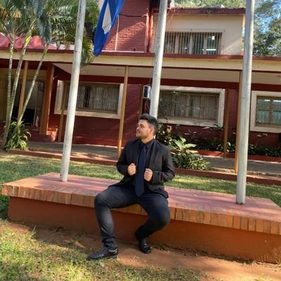 Aficionado al baile 🕺🔥
EXA 019 CSR 🎓
Administración - FCE UNA 💚