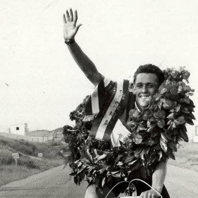 SportGES's profile picture. Specialisten in sporterfgoed. Wij herinneren ons wat jullie zijn vergeten.