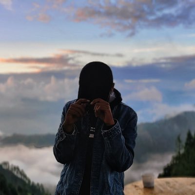 R4JVE3R's profile picture. I turn HTTP requests into paychecks.