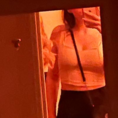 OliviaGwml's profile picture. 