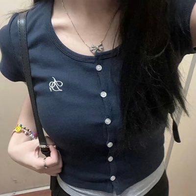 narurosee's profile picture. 21✧ 🇨🇳 tft/valorant enjoyer (｡ì _ í｡)