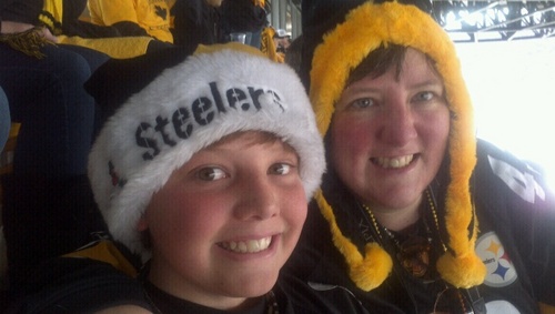 Dana Benn Steelergirl19 Twitter