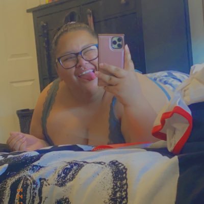 Author • Photographer • Mental Health Advocate {You’re NEVER alone} • she/hers • big stupid • type 2 diabetic • artist
