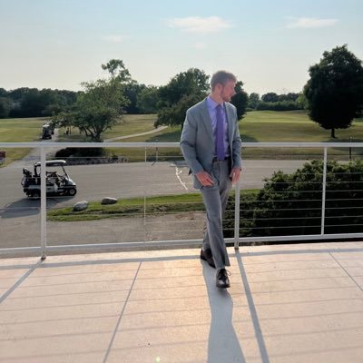 LoganSnyder18's profile picture. 